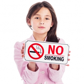 Следите чтоб ребёнок не был пассивным курильщиком