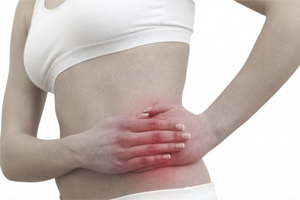 колит в левом боку у девушки