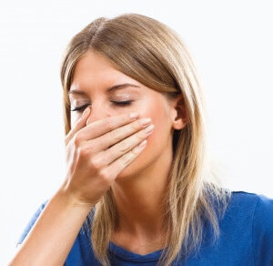 тошнота у девушки