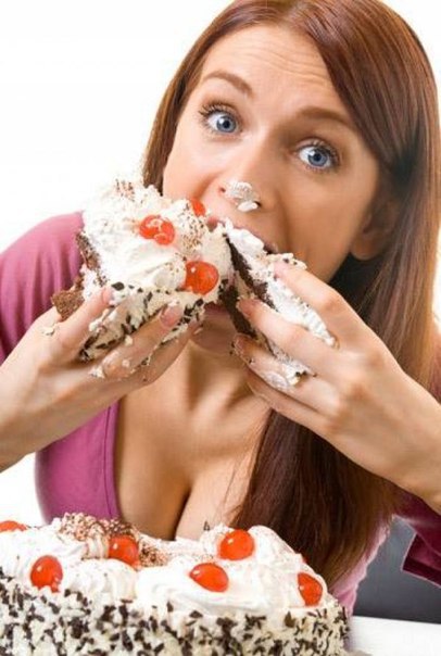 переедание сладостей