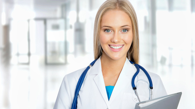 девушка врач