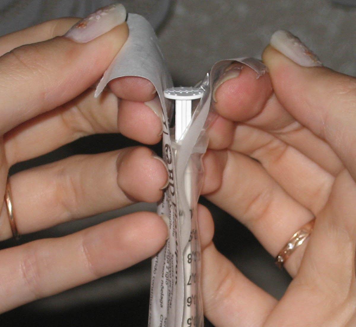 Вскрытие шприца