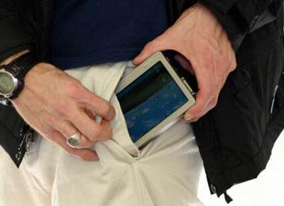 Телефон в кармане