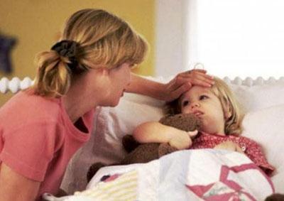 Ребенок в постели