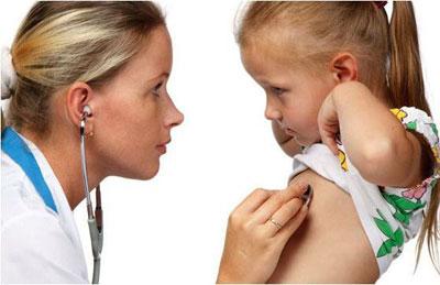 Ребенок у педиатра