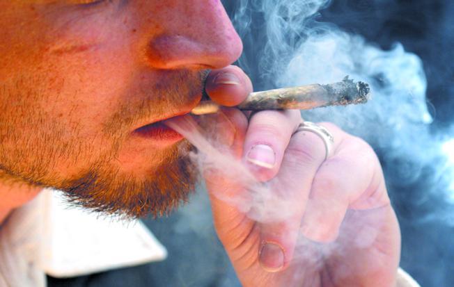 Вред от курения конопли