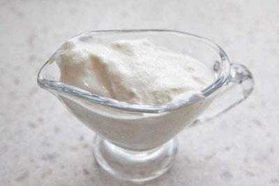 Плошка сметаны