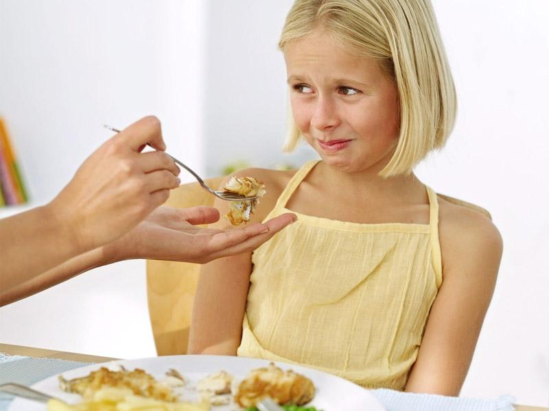 Ребенка нельзя заставлять кушать