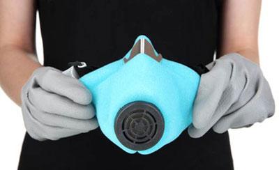 Респиратор и перчатки