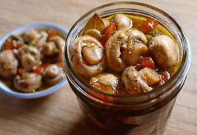 Маринованные грибы