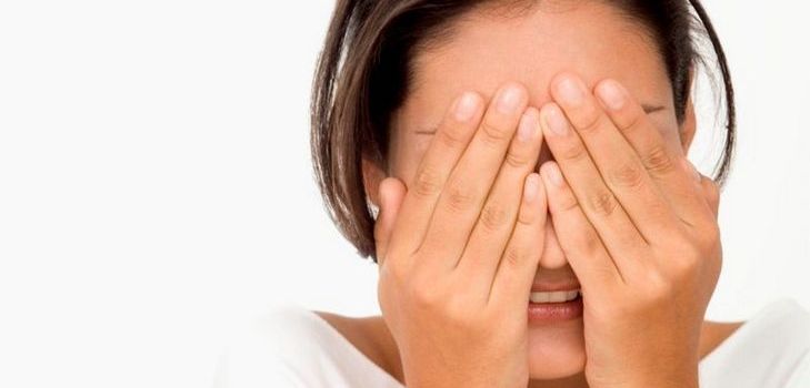 боль при мушках в глазах