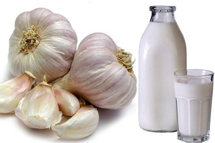 chesnok-s-molokom-ot-glistov.jpeg