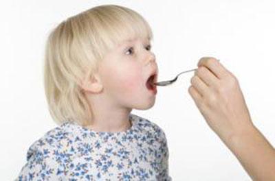 Прием ребенком лекарства