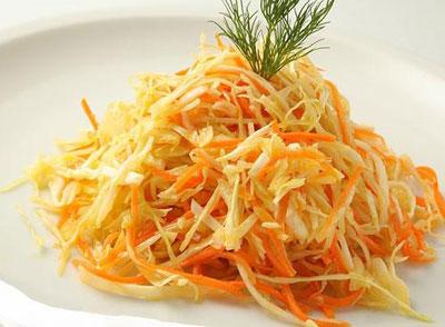 Салат из капусты с морковью