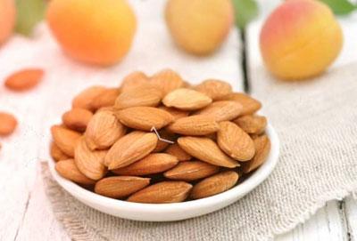 Абрикосовые косточки