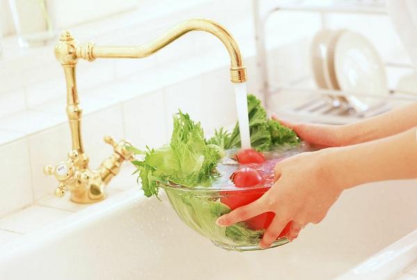 Мытье продуктов