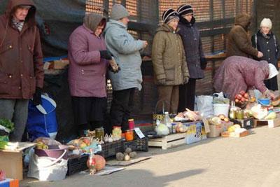 Стихийный рынок