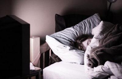 Включенный телевизор