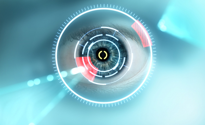 глаз при кератотопографии