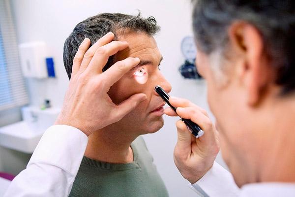 Потеря зрения