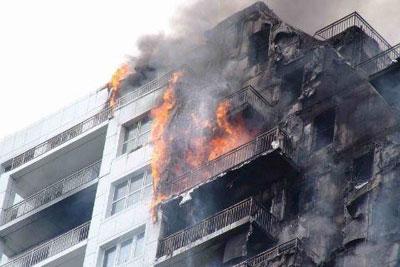 Горение пенопласта на фасаде