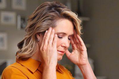 Мигрень у женщины
